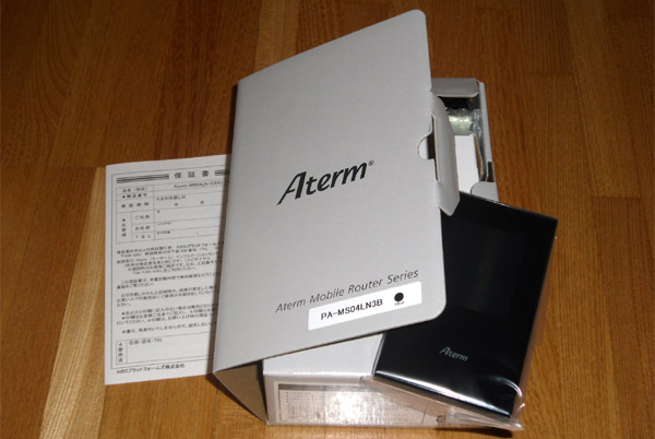NEC製モバイルルータ「Aterm MR04LN」