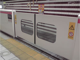ホームドア拡大（＠JR北新地駅）