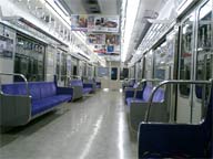 JR普通電車内 貸し切り状態